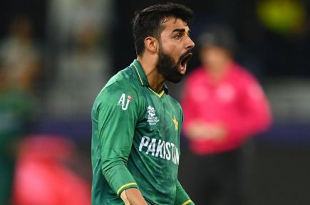 Shadab Khan is not taking any wickets in the Asia Cup 2023